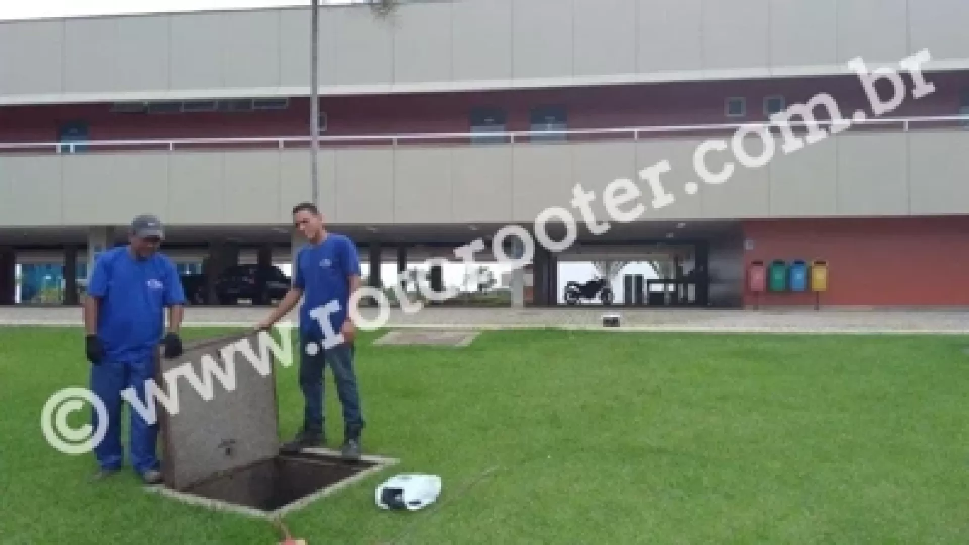 Desentupidora de Caixa de Passagem